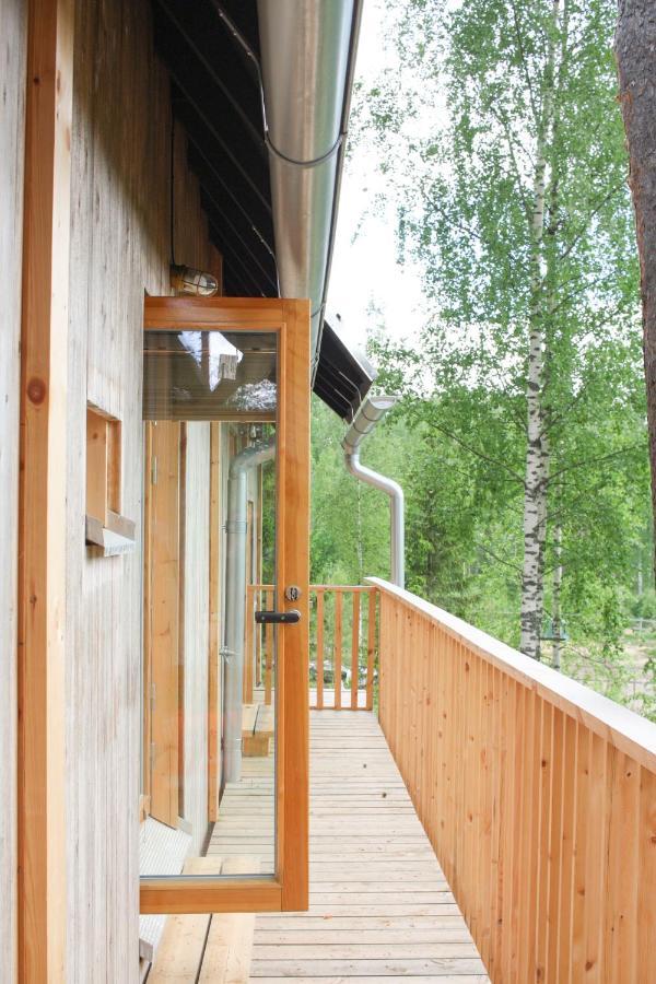 Pinewood Guesthouse Mantsala Bagian luar foto